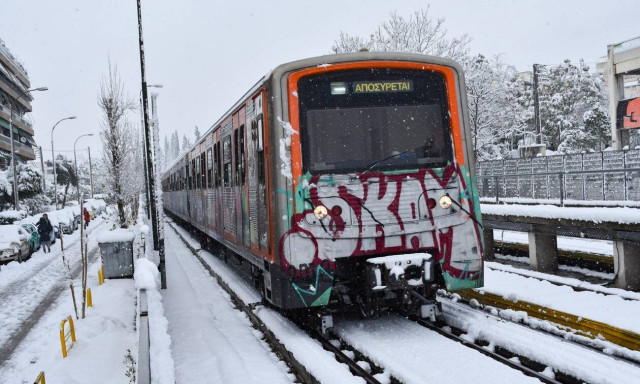 Αττική: Πώς λειτουργούν τα ΜΜΜ - Ποιες πτήσεις θα γίνουν σήμερα