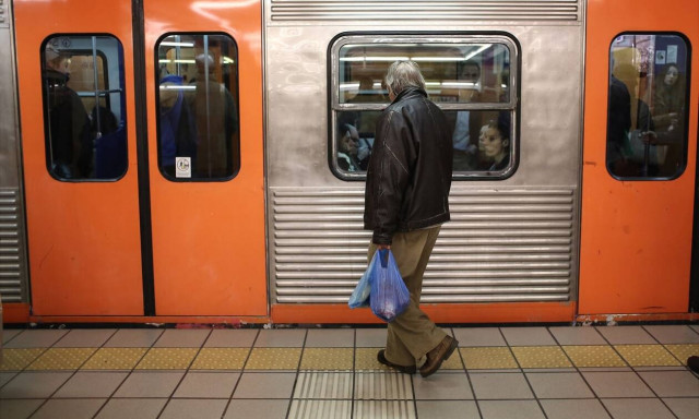 Κακοκαιρία Ελπίδα: Πώς λειτουργούν μετρό, ηλεκτρικός και τραμ