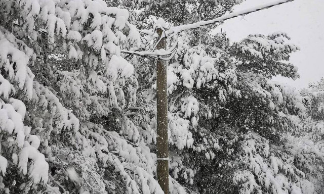 Ρεπορτάζ Newsbomb.gr: «Μείναμε 16 ώρες στο Μαρούσι χωρίς ρεύμα» - Νέες καταγγελίες από πολίτες