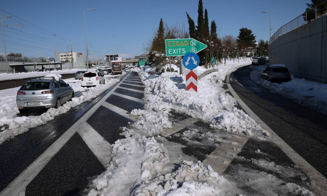 Αττική Οδός: Μερική αποκατάσταση της κυκλοφορίας – Ποια τμήματα είναι σε λειτουργία