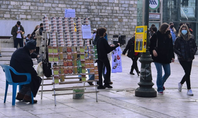 Συνεδριάζουν οι ειδικοί για νέα παράταση των μέτρων – Οι δείκτες της πανδημίας που προβληματίζουν