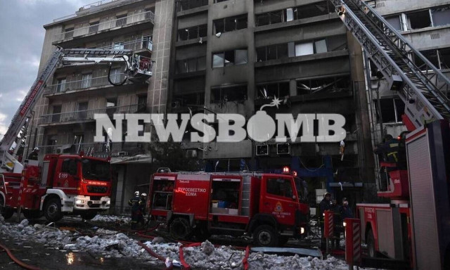 Έκρηξη στο κέντρο της Αθήνας: Κλειστή η Συγγρού και στα δύο ρεύματα – Εικόνες χάους