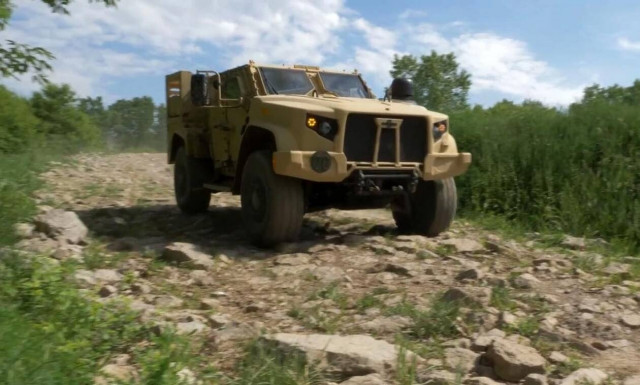 Υβριδικά γίνονται πλέον και τα στρατιωτικά οχήματα