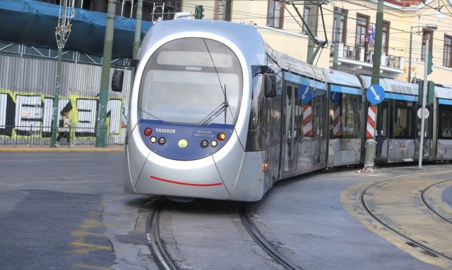 Τραμ: Διακοπή δρομολογίων σήμερα και αύριο από τις 10 το βράδυ