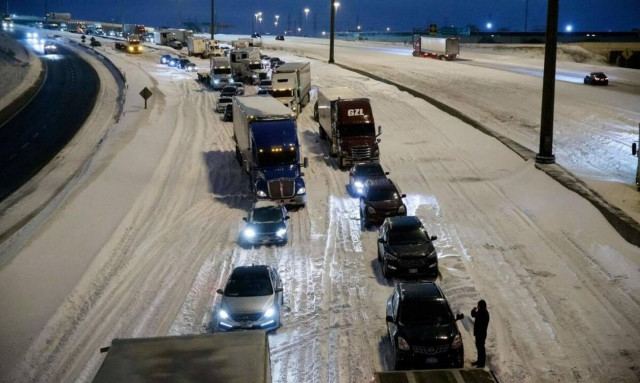 Καναδάς: «Το κομβόι της ελευθερίας» - Αντιδράσεις των οδηγών φορτηγών στον υποχρεωτικό εμβολιασμό