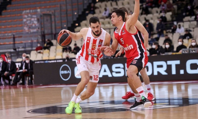 Euroleague: Τρίτη σερί ήττα ο Ολυμπιακός, εντυπωσιακή η Μπαρτσελόνα - Τα highlights κι η βαθμολογία