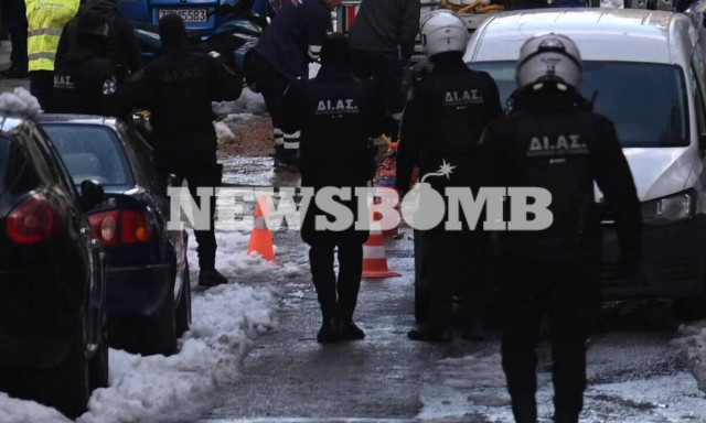 Συναγερμός στο Παγκράτι για διαρροή υγραερίου: Οι πρώτες εικόνες του Newsbomb.gr από το σημείο