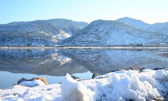 Κακοκαιρία: Μετά το σφυροκόπημα του χιονιά... η απόλυτη γαλήνη! Εικόνες από παραμύθι στην Αταλάντη
