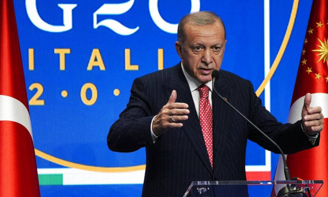 Σε πανικό ο Ερντογάν, μηνύει τον ηγέτη της αντιπολίτευσης Κεμάλ Κιλιτσντάρογλου