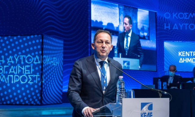 Πέτσας: Αυστηρές συστάσεις στους δημάρχους ενόψει νέας κακοκαιρίας - Καθαρίστε χιόνια και φρεάτια