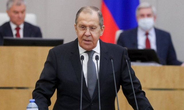 Λαβρόφ: Η Ρωσία δεν θέλει πόλεμο με την Ουκρανία αλλά δεν θα αγνοήσει και τα συμφέροντά της