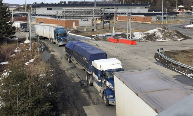 Καναδάς: Τα «φορτηγά της ελευθερίας»... το ρεκόρ Γκίνες και ο Έλον Μασκ