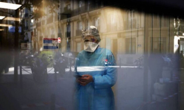 Λουκίδης: Πρέπει να μάθουμε να «συμβιώνουμε» με τον κορονοϊό για αρκετό διάστημα