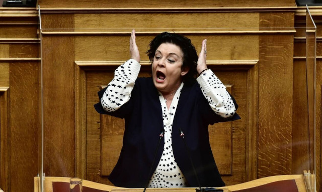 Η καταγγελία Κανέλλη για τουρκικές μάσκες σε βουλευτές και η απάντηση Τασούλα