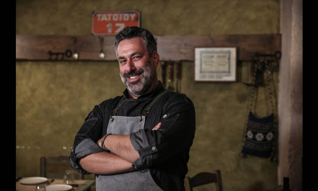 Εστίαση: Η άρση μέτρων τρομάζει τους επαγγελματίες - Τι δηλώνει στο Newsbomb.gr ο Βασίλης Ακρίβος