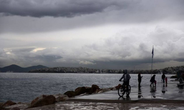 Κακοκαιρία: Σημαντικά ύψη βροχής στις Κυκλάδες και στην Κρήτη - Τι θα γίνε τις επόμενες ώρες