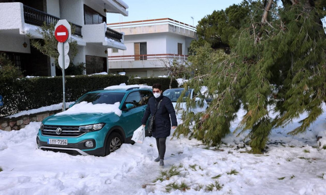Διακοπές ρεύματος: Ποιοι και πώς μπορούν να λάβουν 600 ευρώ αποζημίωση για βλάβες σε συσκευές