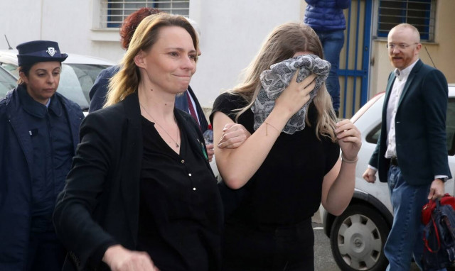 Κύπρος: Αθωώθηκε η Βρετανίδα για την υπόθεση του ομαδικού βιασμού στην Αγία Νάπα (vid+pics)