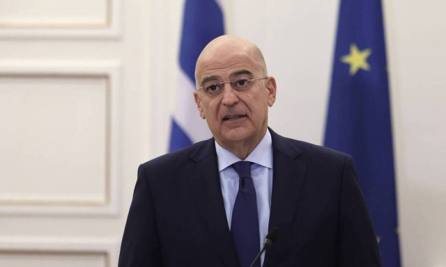 FM Dendias meets with Greek expatriates in Ukraine's Mariupol and Sartana