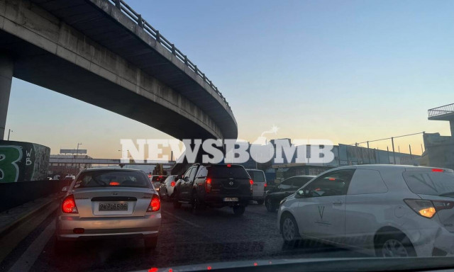 Κίνηση: Ταλαιπωρία στον Κηφισό – Καθυστερήσεις και στην Αττική Οδό
