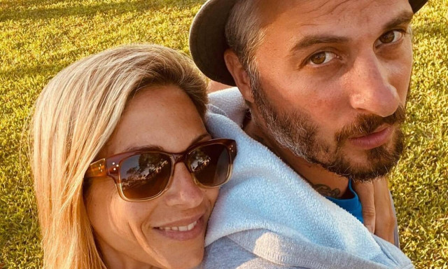 Σοφία Καρβέλα: Αποκάλυψε ότι πήρε διαζύγιο - Η συγκινητική ανάρτηση για τον Θανάση Πανουργιά