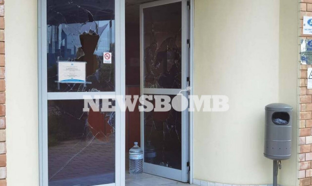 Επίθεση Ρουβίκωνα στα γραφεία της Αττικής Οδού - Οκτώ συλλήψεις