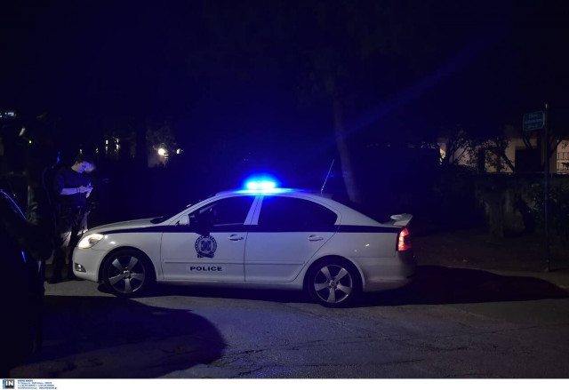 Χαλκίδα: Πατέρας δέχτηκε επίθεση από χούλιγκαν ενώ περίμενε το παιδί του