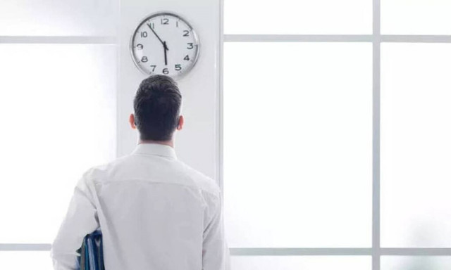 Έρευνα: Τελικά η δουλειά τρώει πράγματι τον αφέντη