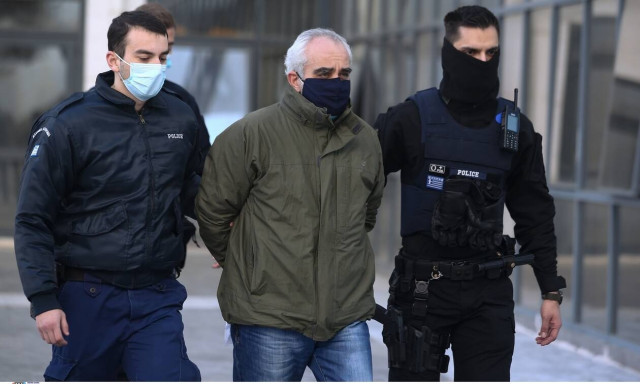 Δίκη «ψευτογιατρού»: Διεκόπη για τις 9 Φεβρουαρίου λόγω ασθένειας ενός εκ των μελών της έδρας