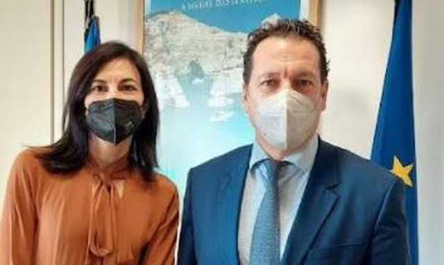 Ενίσχυση της κρουαζιέρας στην Ελλάδα - Οι στόχοι που τέθηκαν στη συνάντηση Αναστασοπούλου - Ιατρίδη