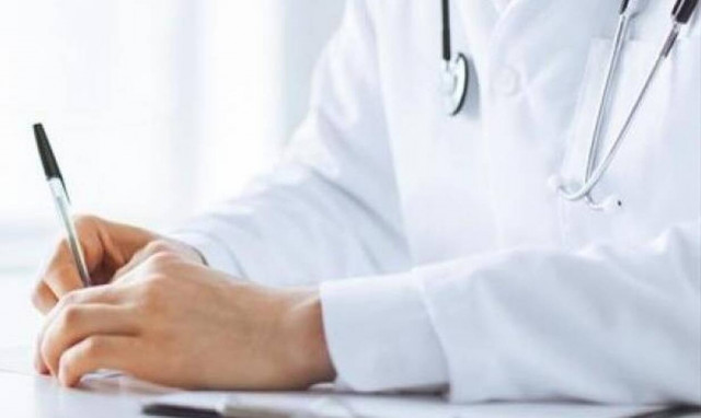 Απίστευτο περιστατικό στην Κύπρο: Μηχανικός αυτοκινήτων παρίστανε τον γιατρό (vid)