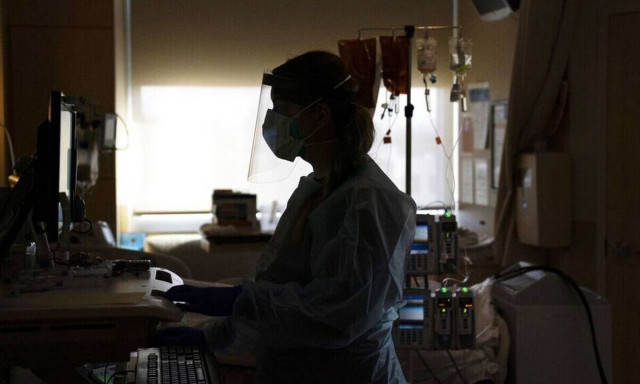 Βατόπουλος στο Newsbomb.gr: Η άρση των μέτρων είναι πολιτική απόφαση, όχι υγειονομική