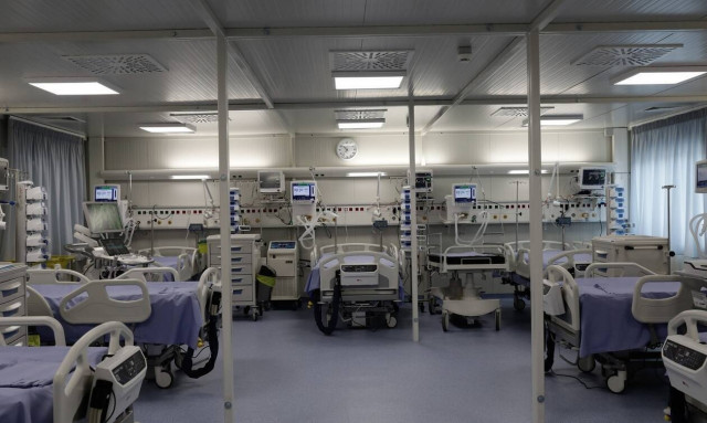 Tζανάκης: Θα εμφανιστεί και νέο στέλεχος του κορονοϊού - Τα δύο σενάρια