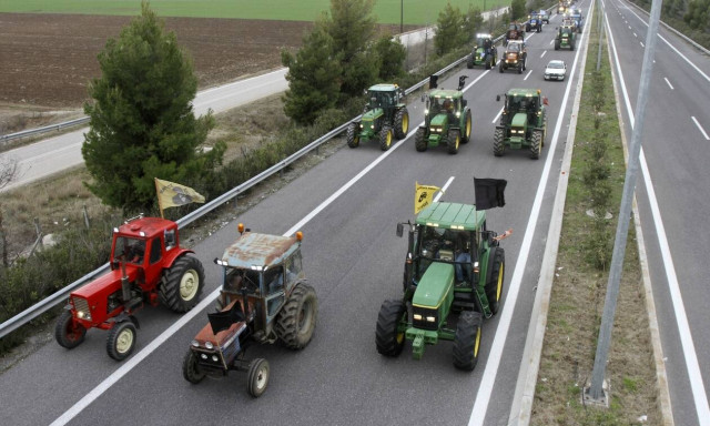 Αγρότες στο Newsbomb.gr: Ανεπαρκή τα μέτρα που ανακοινώθηκαν - Πάμε ειρηνικά στα μπλόκα