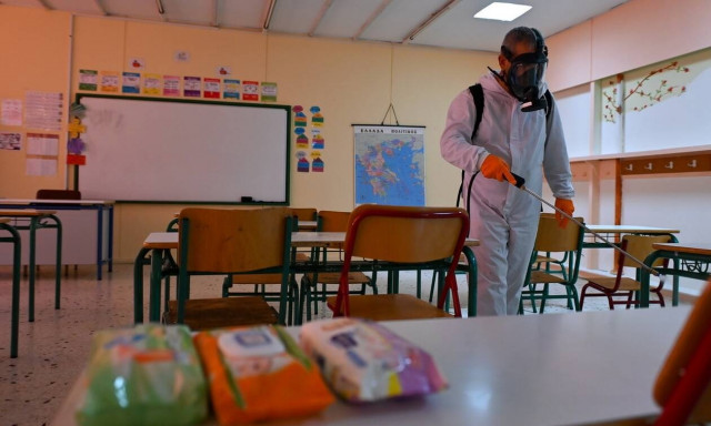 Κλειστά σχολεία λόγω κορονοϊού την Παρασκευή 4 Φεβρουαρίου: Δείτε ΕΔΩ την αναλυτική λίστα