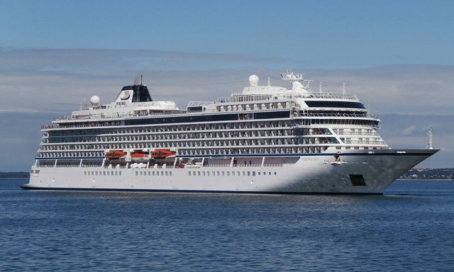 Βόλος: Κατέπλευσε το πρώτο κρουαζιερόπλοιο για το 2022