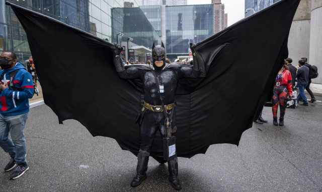 H αφίσα της ταινίας «The Batman» έχει μυστικό μήνυμα που γίνεται ορατό μόνο με μαύρο φως