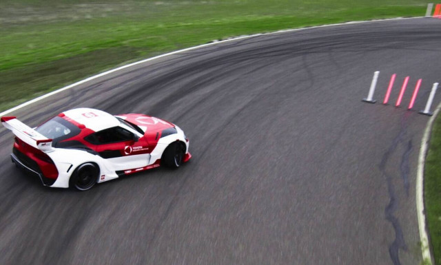 H Τoyota εξελίσσει σύστημα αυτόνομου drift! (vid)