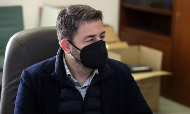 Ανδρουλάκης για «ίσες αποστάσεις»: Δεν πολιτευόμαστε με μεζούρα