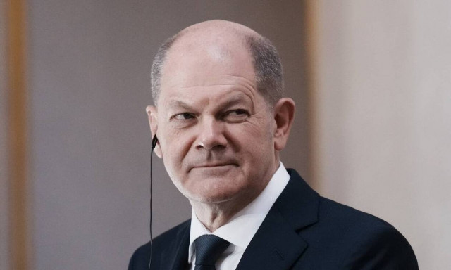 Ουκρανία: Ο Σολτς ανοικτός στο ενδεχόμενο ανάπτυξης επιπλέον στρατιωτικών δυνάμεων στην Λιθουανία