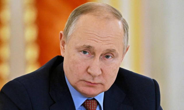 Λιβύη: Πλάκες χασίς που εικονίζουν τον Βλαντίμιρ Πούτιν ξεβράστηκαν σε μια παραλία