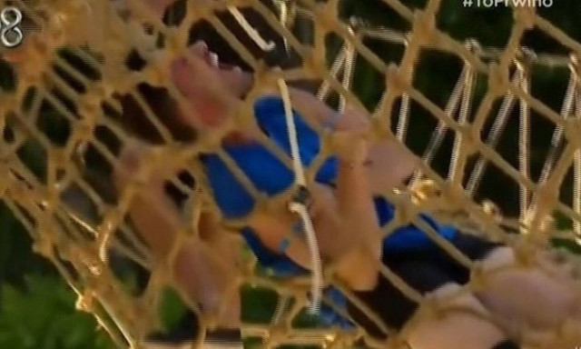 Ανατριχιαστικός τραυματισμός στο τουρκικό Survivor: Του βγήκε ο ώμος και ούρλιαζε από τους πόνους