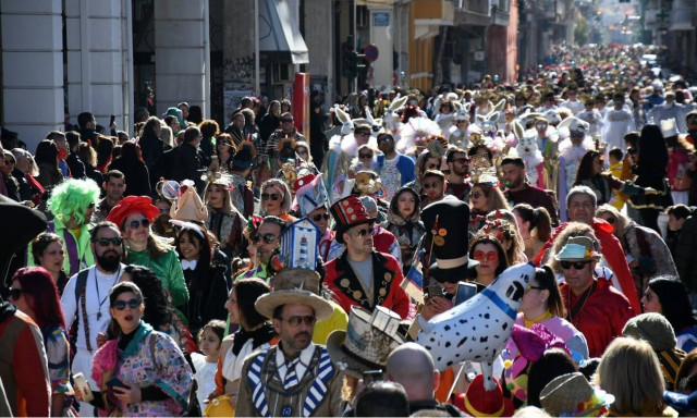 Απόκριες 2022: Τι θα γίνει με τα καρναβάλια; Οι διοργανωτές Πάτρας και Ξάνθης μιλούν στο Newsbomb.gr