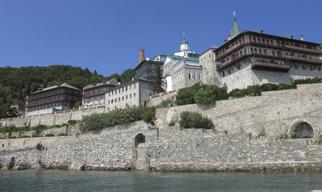 Άγιον Όρος: Αναβάλλεται η Σύναξη της Ιεράς Κοινότητας, λόγω έξαρσης του κορονοϊού