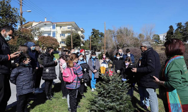 Καβάλα: Παιδιά δημιούργησαν το «άλσος των παραμυθιών»