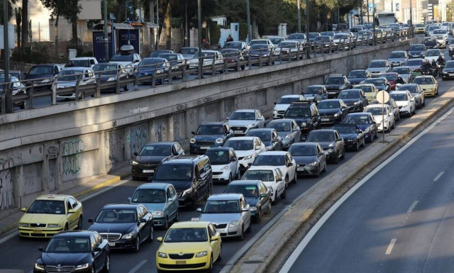 Ρεπορτάζ Newsbomb.gr: Τι ισχύει με το χαράτσι στα εισαγόμενα ΙΧ - Πώς θα εξαφανιστούν οι «σακαράκες»