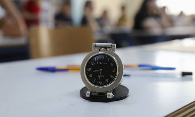 Πανελλήνιες 2022: Μείωση εξεταστέας ύλης ζητούν οι εκπαιδευτικοί