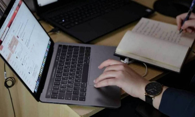 Τηλεργασία και μετά την πανδημία θέλουν οι περισσότεροι Έλληνες