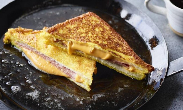 Πώς τρώγεται το τοστ στις άλλες χώρες στον κόσμο