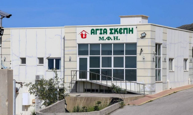 Ρεπορτάζ Newsbomb.gr: Βίλες,πλαστές πράξεις θανάτου και εκατομμύρια ευρώ στο γηροκομείο - κολαστήριο